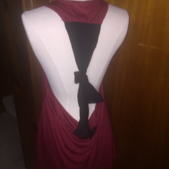 𝅺Women usc gamecocks tank top size xl - Picture 3 of 4